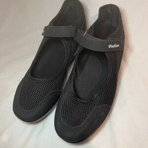 Women's Black Mesh Mary Jane style Shoes